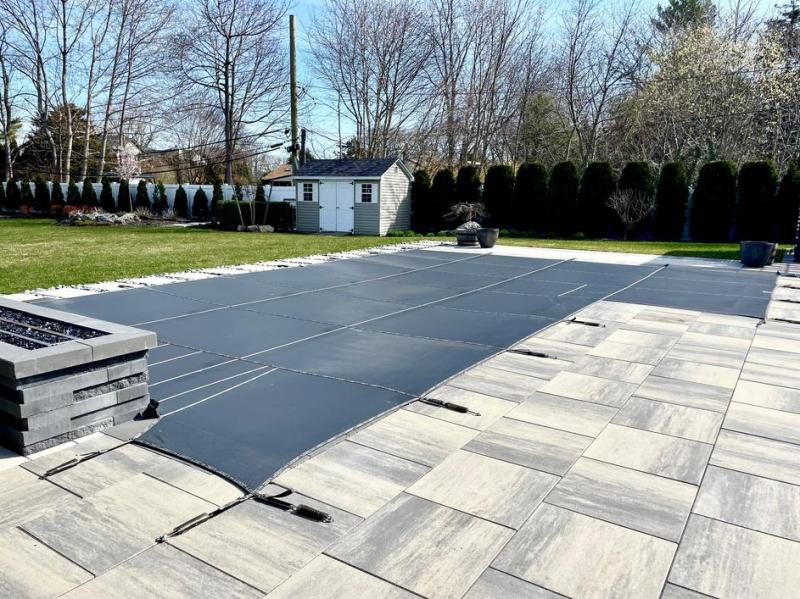 Comment hiverner une piscine pour prot&eacute;ger le bassin ?